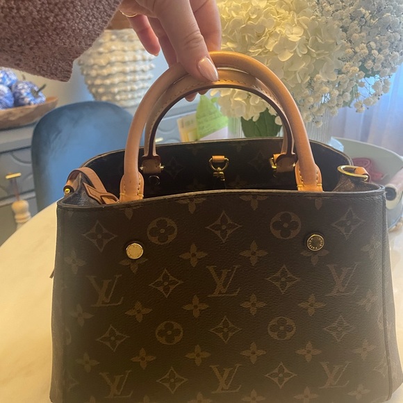 Louis Vuitton Monogram Montaigne BB - Picture 5 of 15